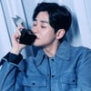 딘딘 'AAA 트로피 이 맛이야!'[★포토]