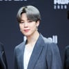 '꿀피부' 방탄소년단 지민, '피부 달란트 받은 스타' 설문 조사 1위