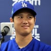 '태극기를 무려 3번씩이나...' 오타니 한국 사랑 진짜였다! "가장 좋아하는 나라는 한국" 마침내 고척돔 누비다 [고척 현장]