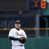 '류현진도 갸우뚱' 논란의 피치클락→KBO, 2025년 정식 도입키로... 시범운영은 계속-후반기 2군서 선 시행