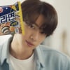 방탄소년단 진, 초강력 이펙트..진라면·오뚜기 '뜨거운 인기'