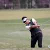 '공동 10위→단독 1위' 레전드 박상현, 인대 부상 투혼 빛났다... '환상 벙커샷 이글' 3라운드 대역전극 [춘천 현장]
