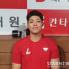 [영상] "저 마운드 올라가도 되나요?" 허둥지둥 日 투수 데뷔전에 뜨거운 반응... 당사자는 "부끄럽네요"