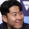 이러니 모두 손흥민 좋아할 수밖에, '사랑꾼 캡틴' 눈부시네! '감동 메시지' 폭발, "아직 토트넘 레전드 아니다" 의미는