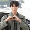 변우석 업고 튀어..대만도 홀린 팬서비스→'소나기' 무대 [스타이슈]