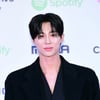 변우석 과잉경호 사태..'빠'가 '까'를 불렀다[★FOCUS]