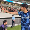 日도 손흥민은 못 참지! '월클' 팬서비스에 푹 빠졌다 "에이스는 다르네" 극찬, 기립박수까지