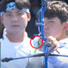 '앗! 벌이 손등에...' 김제덕 놀라운 평정심, 심박수 90→85 낮추고 '10점' 명중