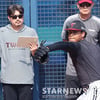 [포토] 에르난데스 '구속 끌어올린다'