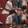 '불륜 9년째' 김민희, 시상식서 ♥홍상수와 스킨십 "당신의 영화 사랑해" [스타이슈]