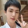 "남고도 미모로 접수" 방탄소년단 진, 모교 방문 '비주얼 킹'