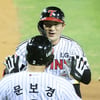 '10G 타율 0.118' 오지환 4안타 5출루 대폭발! 비결은 김현수가 빌려준 'ML 신인왕 방망이' [잠실 현장]
