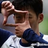 '이래도 재계약 안할래?' 손흥민 1·2호 골 대폭발! 토트넘, 에버턴에 4-0 완승 [EPL 리뷰]