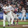 롯데 악몽의 8회, 팬들도 '회장님'도 모두 떠났다... 0:2→0:7 확인사살, 반격마저 무기력