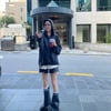 고현정, 뉴욕서 '희한한 장화룩' 뭘까? 극세사 다리가 살렸네!