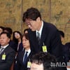 "사퇴하겠다" 또 울먹인 이임생 기술이사 충격 발언... "잔디 관심 가져달라" 뜬금 답변까지