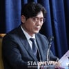 이임생 눈물 흘리며 사퇴 선언 "내 명예가 달린 일..." 사후 회유 의혹엔 "동의 못해"
