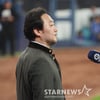 [포토] 테너 김우경, 애국가 라팍 감동