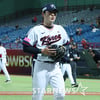 [포토] 곽빈 '지켜줘 소형준'
