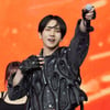 샤이니 키, SM 콘서트 무대서 쓰러져.."컨디션 안 좋아 미안" [스타이슈]