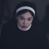'검은 수녀들' 송혜교, 담배 물었다..오컬트 택한 용기와 진심 ②