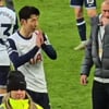 '아 안타까워' 손흥민, 팬들 향해 손 모았는데 '야유+욕설' 들었다... 성난 팬들 "SON 말고 07년생 무어 써라"