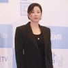 故이선균 떠나보낸 전혜진, 1년여만 공식석상..본업 복귀 [스타이슈]