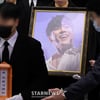 영정사진 속 故휘성[★포토]