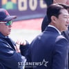 [포토] 박용택 '최강야구 롯데와 복수혈전 벼른다'