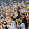 [포토] 개막전 축포에 열광하는 잠실구장