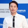 엄태웅, 8년 공백기 끝 사진전 연다..♥윤혜진 "20대부터 함께"
