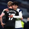 '손흥민과 EPL 10년 우정 끝낸다' 더 브라위너, 맨시티와 결별 직접 발표... "싫든 좋든 떠나야 할 때"
