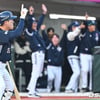 두산 마침내 '일요일 17연패' 끝! 0:5→5:5→7:7→7:12→15:12 대접전, 투수 18명 투입 '총력전'에 감독 퇴장까지 [부산 현장리뷰]