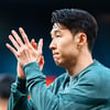 손흥민 아쉽다! 감아차기 슈팅→GK 슈퍼세이브... 토트넘 UEL 8강 1차전 1-1 무