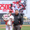 '대투수' 양현종, 2500이닝 달성 시상식 개최→KBO 역대 2번째