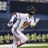 '출루하면 두산 전승' 승리 요정 유니폼은 항상 흙투성이, 도루왕은 '왜' 포기를 모르고 1루로 내달렸나
