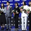 [포토] 김연경 '레전드와 함께 섰어요'