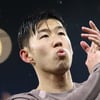 'UEL 결승 출전도 불확실' 손흥민 발 부상 심각, 발 전문 의사도 "다친 부위 까다롭다"... 일단 노팅엄전 결장