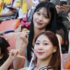 [포토] 원민주-진수화 '러블리 2층꽃탑'