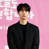 나가노 메이와 '양다리' 열애설..'알고 있지만' 김무준, 누구?