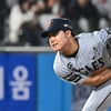 사직 만원관중 앞 정우주 154㎞ 배짱투, 한화는 '선발 9연승 실패'에도 하나 챙겨 돌아갔다