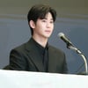 김수현, 광고주에 손배소 피소..총 위약금 200억 관측