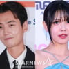 정경호, '12년째 공개 열애' ♥최수영과 커플링?.."개인 반지"