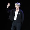 김재중 '락스타의 손인사'[★포토]