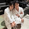 "'신랑' 드디어 공개한 줄"..안영미, 男후배와 '커플 샤워가운' 입고 다정 투샷
