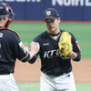 [포토] 박영현 '국대 클로저 체면 구겼나요'