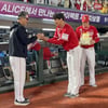 'SSG 감독 부임 후 100승' 격한 축하 받은 이숭용 "모든 구성원·팬분들께 감사드린다" [부산 현장]