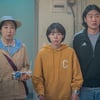 '하이파이브' 100만 돌파..개싸라기 흥행 조짐 [★무비차트]