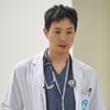 '더 글로리' 정성일이라고? 응급의학과 의사 됐다..'턱수염 덥수룩' [로드 투 외과의사]