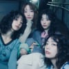 QWER, '성장형 걸밴드'의 정석..미니 3집 자체 초동 기록 경신